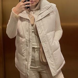 Cream oversized puffer vest